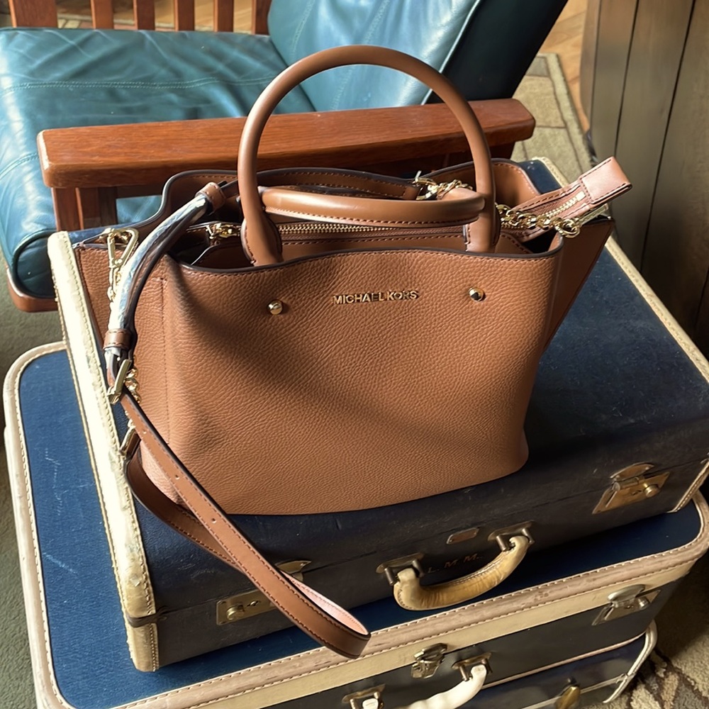 NWOT Michael Kors‎ Savannah leather medium satchel - Picture 6 of 8